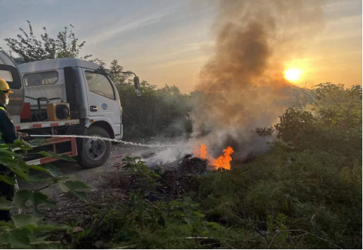 42478f1db257d453abb5fe721187bc0 42478f1db257d453abb5fe721187bc0